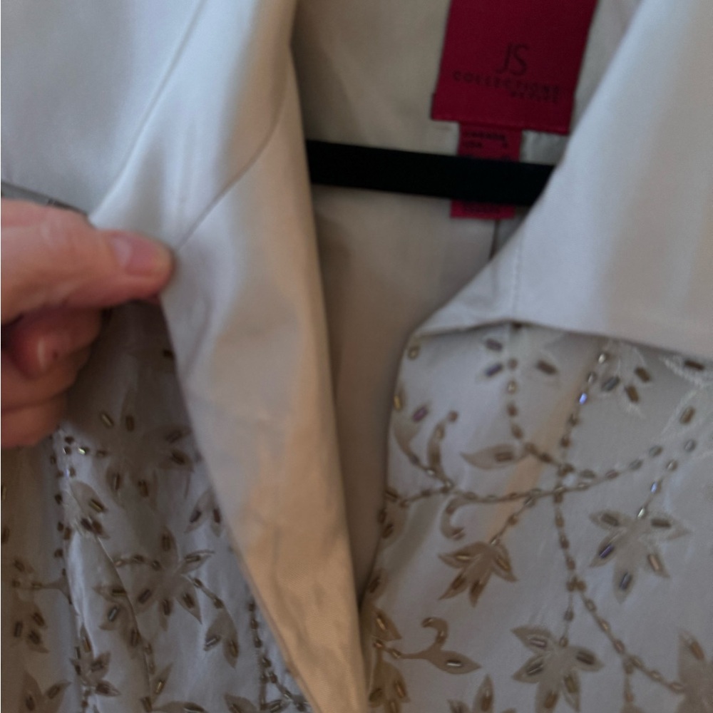 JS Collections 8P Gold Beaded Jacket! Button down , fitted ! High end l… - Picture 11 of 14